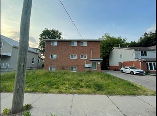 32 Noecker St UNIT B, Waterloo, ON N2J2R4