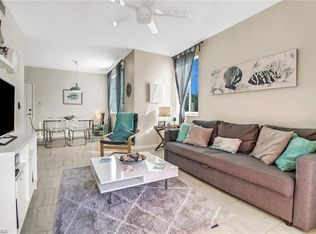 1200 Reserve Way APT 201, Naples, FL 34105