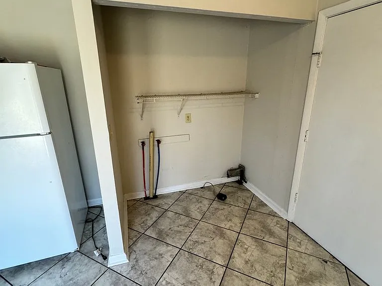 6218 Dart Dr — Photo 16