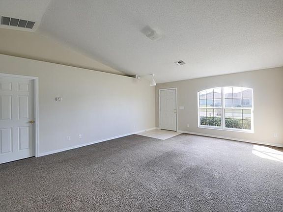 3rd image of 1228 Demoiselle St