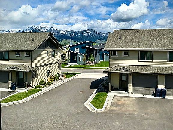 3rd image of 3353 Fen Way Unit A