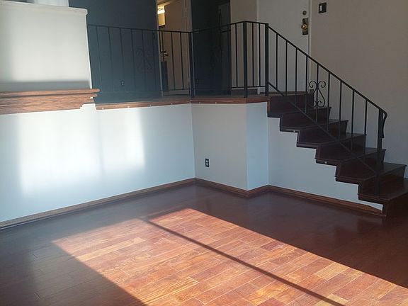 2nd image of 5500 Lindley Ave Unit 102