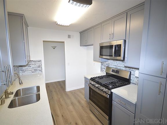3rd image of 6394 Mount Aguilar Dr