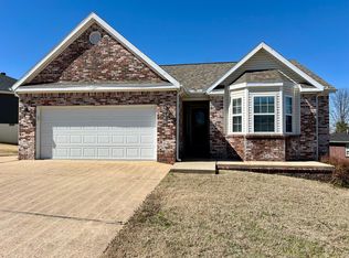36 Valleyview Cir, Bentonville, AR 72712