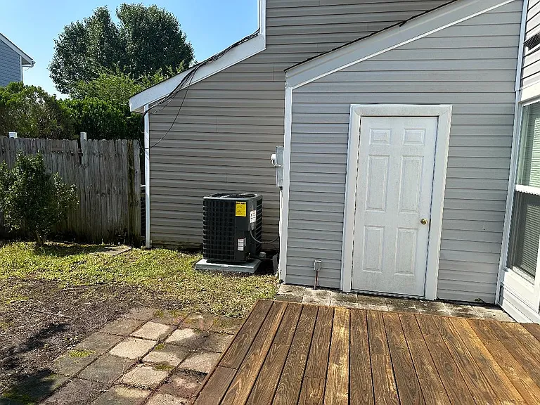 1908 Millpoint Ln — Photo 7
