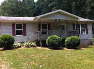 100 Ek Mines Br, Grayson, KY 41143