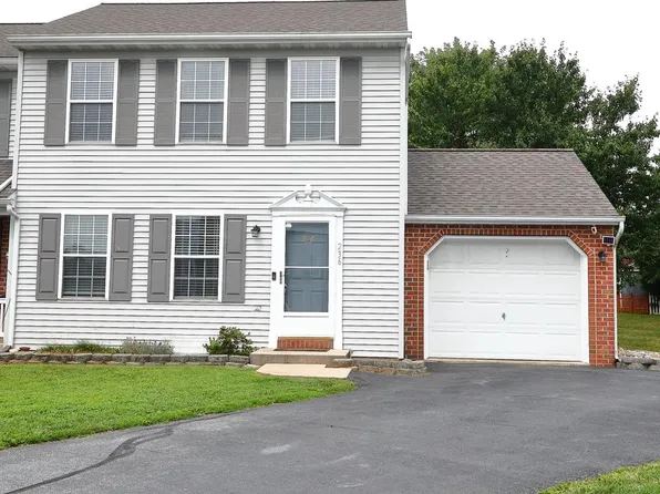 236 Chelmsford Dr, Marietta, PA 17547