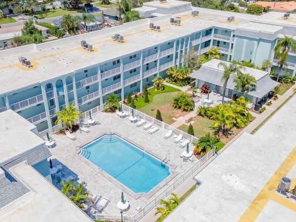 701 Poinsettia Rd APT 208