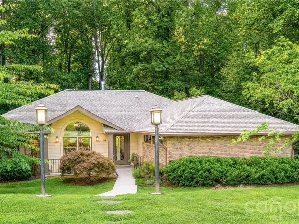 714 Hopewell Rd, Morganton, NC 28655