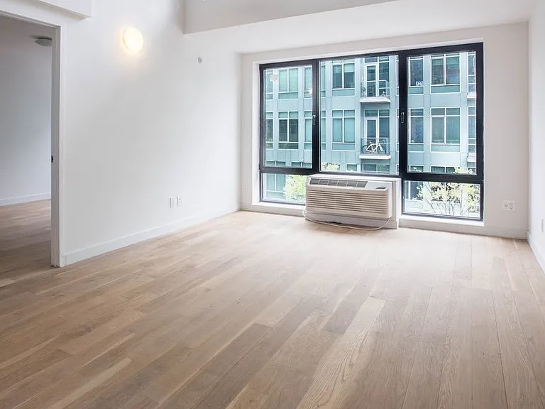 96 N 5th St #2F — Photo 1