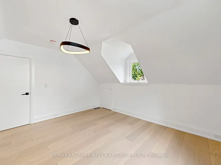 103 Ruggles Ave — Photo 22