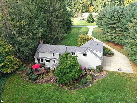 4th image of 659 Lois Dr