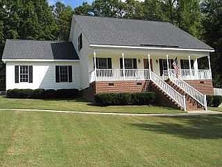 2nd image of 320 Normandy Rd