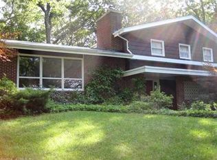 652 Tanner Marsh Rd, Guilford, CT 06437