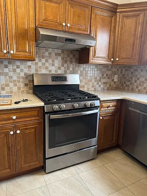 42-12 21st Avenue — Photo 2