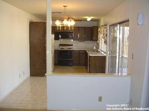 4th image of 6831 SPRING FOREST DR