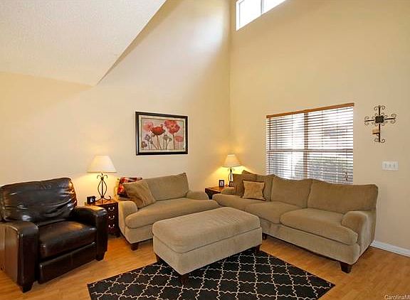 5th image of 285 Indian Paint Brush Dr