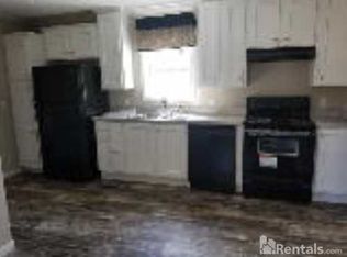 305 Malibu Dr, Fayetteville, GA 30214