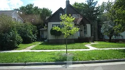 4 bed, 2522 sqft, $2,760 — Photo 1