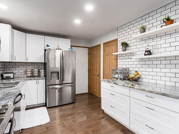 5th image of 11785 Chanticleer Dr NW