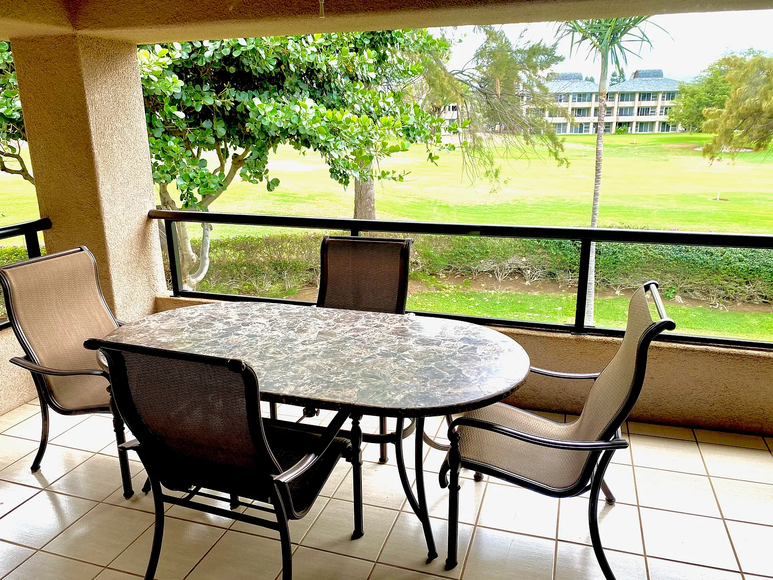 2 bed, 2.5 bath, 1277 sqft, $3,000 — Photo 4
