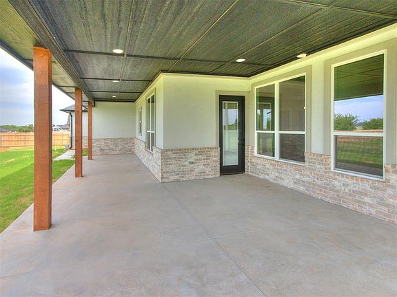 3rd image of 4740 Ranchero Dr