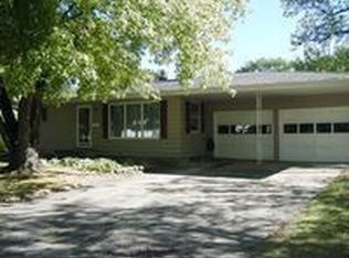 2311 7th St N, Fargo, ND 58102