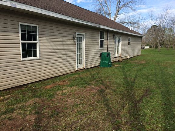 3rd image of 23740 Wysteria Ln