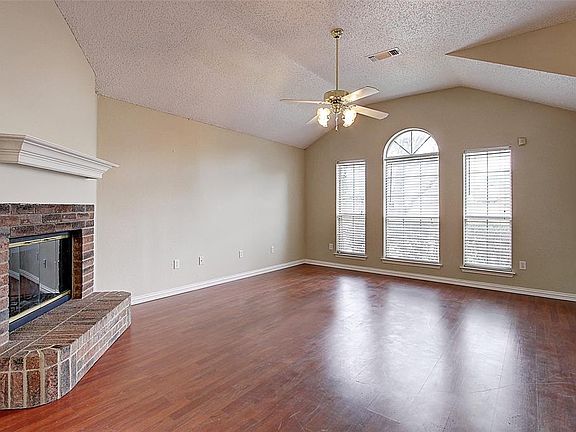 4th image of 7703 Redmont Dr