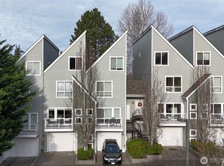 6816 NE 153rd Pl APT F, Kenmore, WA