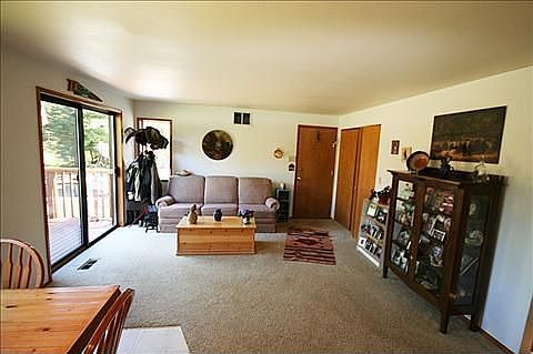5th image of 31130 NE 144th St