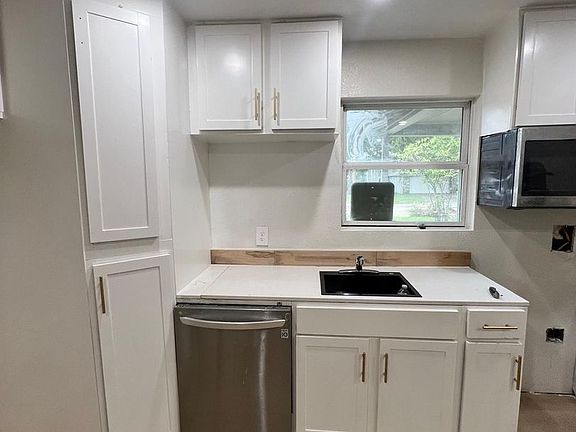2nd image of 719 English St