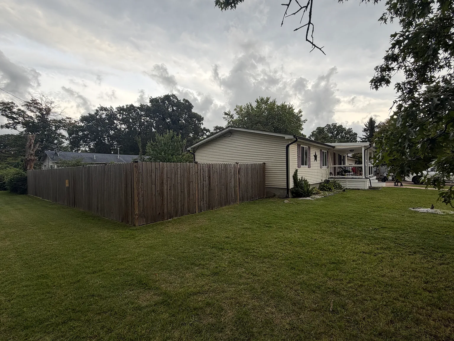 3 bed, 1152 sqft, $2,700 — Photo 2