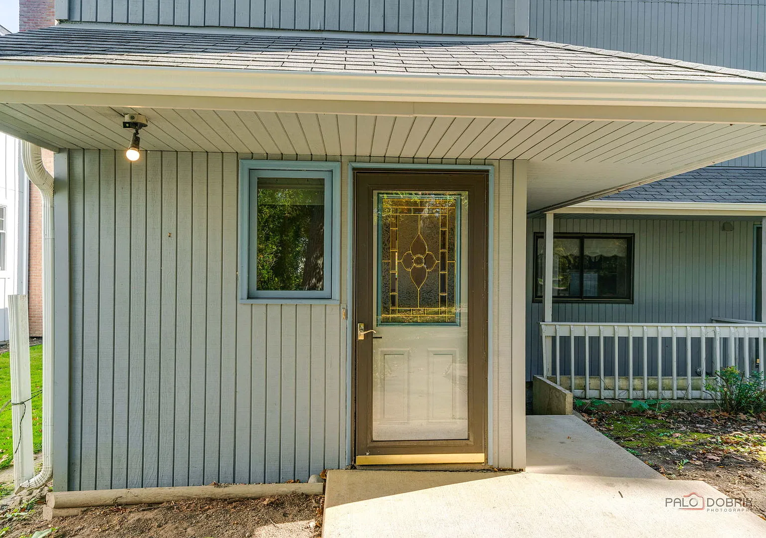 3 bed, 2.5 bath, 2500 sqft, $4,000 — Photo 3