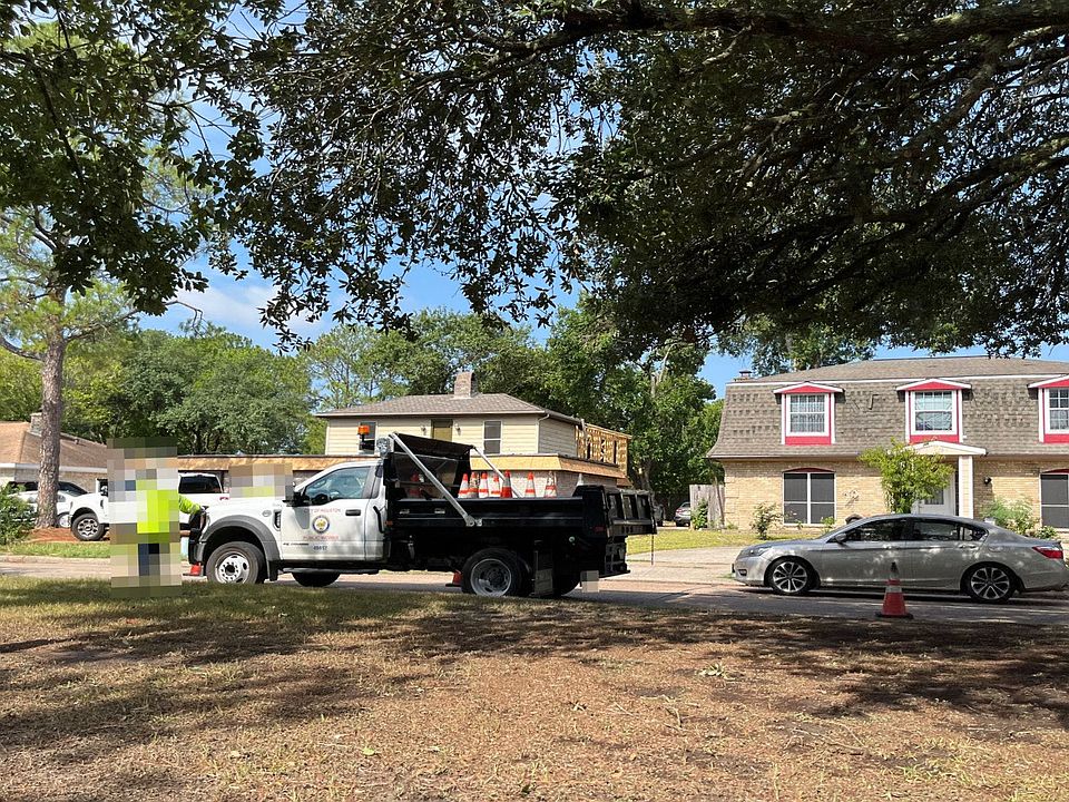 1st image of 7739 Antoine Dr