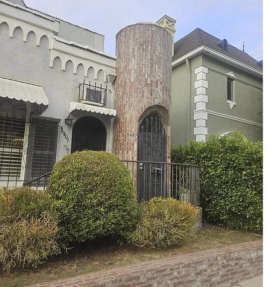 6407 Orange St — Photo 1