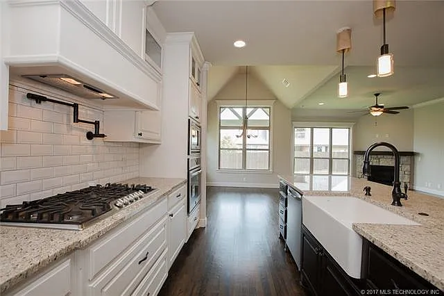 217 W 128th Pl S — Photo 12