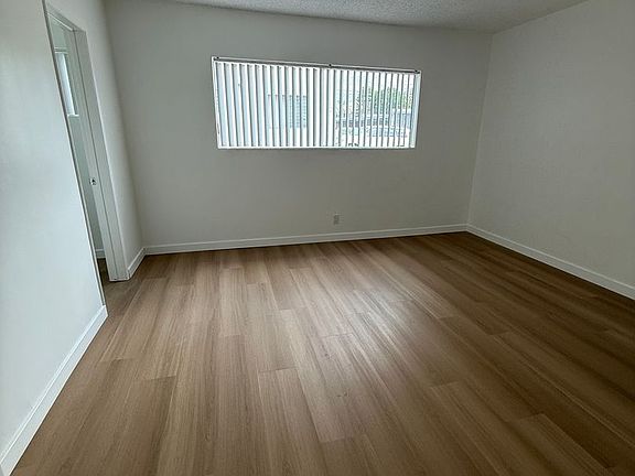 3rd image of 350 S Sierra Madre Blvd APT 6