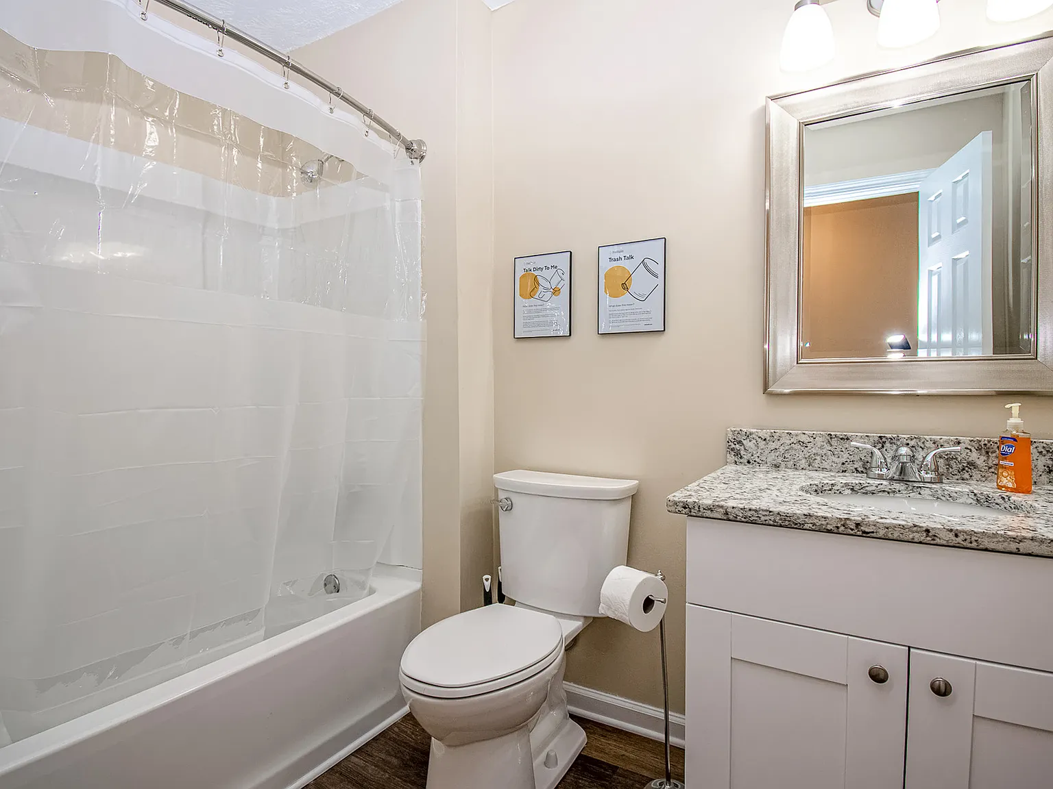 4 bed, 3.0 bath, 1258 sqft, $754 — Photo 3