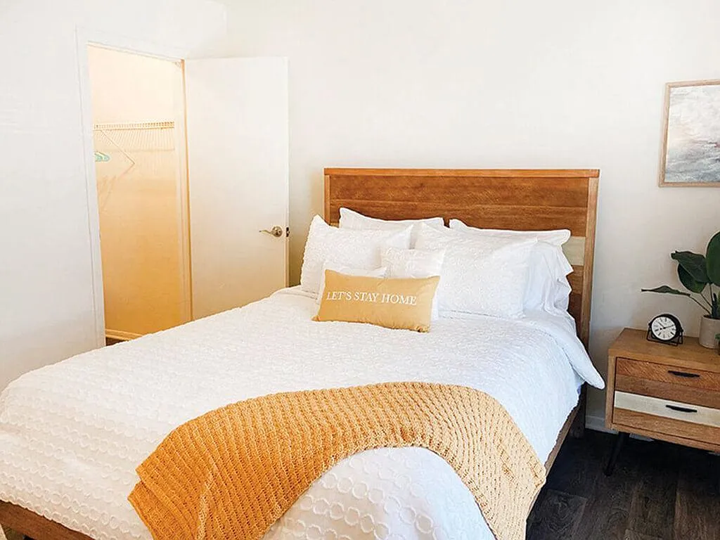 The Principal Bedroom - The Creek