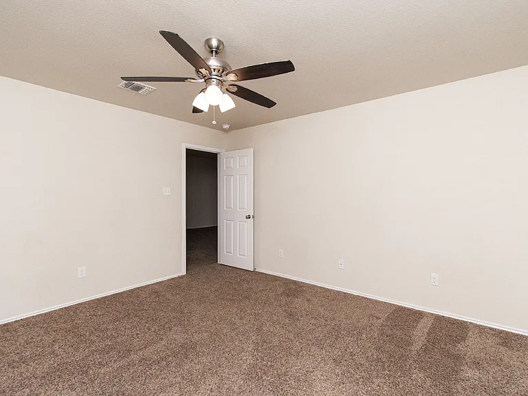 6509 Creek Land Rd — Photo 31