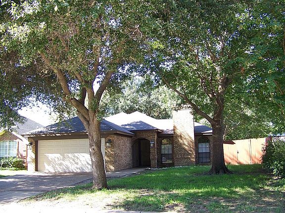 4th image of 10828 Tall Oak Dr