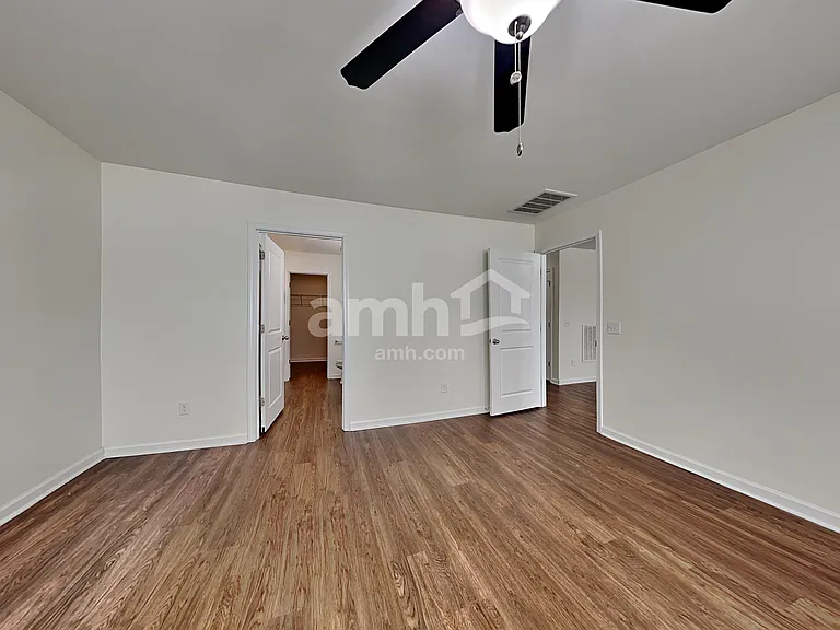 220 Orion Way — Photo 8