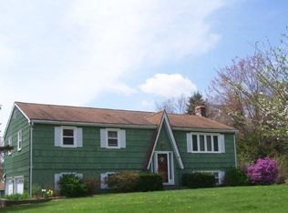 4 Carriage Lane, East Granby, CT 06026