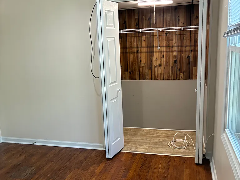 110 S Cass Ave #2-R — Photo 7