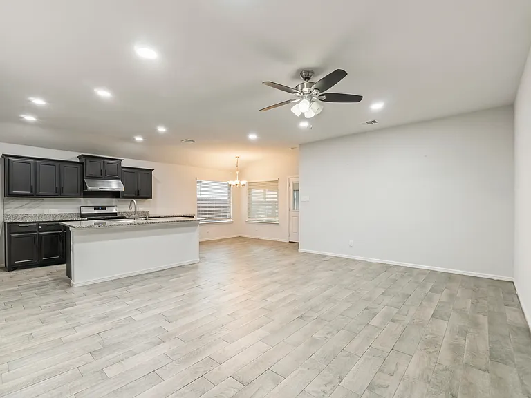 9717 Snowbell Ln — Photo 6