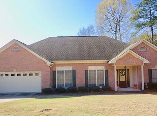 2203 Canter Dr, Phenix City, AL 36867