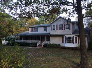 4804 Schumacher Rd, High Ridge, MO 63049