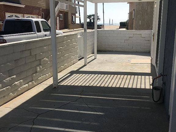 2nd image of 6401 Seashore Dr