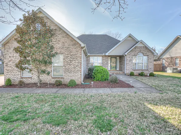 3459 Esquire Dr, Murfreesboro, TN 37130